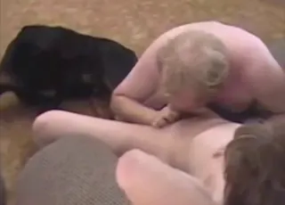 Zoophile couple gets hot oral sex with dog
